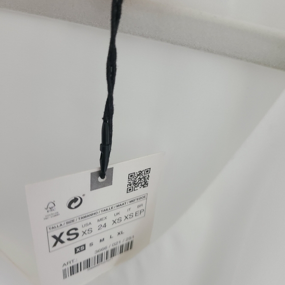 ZARA White Ruffled Collar 3/4 Sleeve Sheer Blouse Size XS NWT - Picture 6 of 10